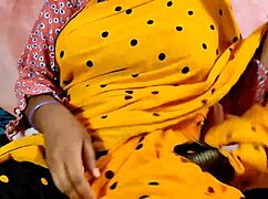 인도 바비-데바 역할놀이로 혼자 보지 손가락질 절정까지