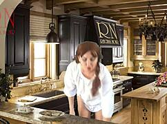 Pelanggan Ceria Langkau Seluar Dalam Sambil Kunyah Pisang di Bilik Makan ASMR 🍌