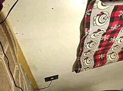 Tranny cicciona puttana con tacchi implora di farla venire in POV