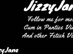 Skollärare retar elev att komma i hennes trosor och justera dem