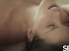 不倫する同僚たちが営業時間中にこっそりセックス！