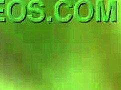 Gorge Profonde Mouillée de Kaitlyn Katsaros en Gangbang Sauvage 4 contre 1