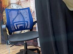 يا، سيدة عربية بحجاب تحك كسها