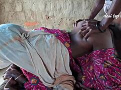 Сегодня жесткий анал с женой, она согнулась и обожает это