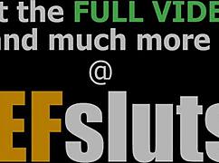 Gadis Tersangka Dientot di Samping Ayah Tiri oleh Polisi LP