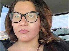 צלול לפנטזיה לוהטת עם שמל סקסית TS קייטי קלארק.