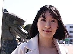 おい、このホットな日本ティーン18+の自家製アクション見てよ