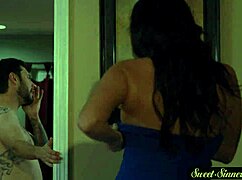 مراهقة بصدر كبير 18+ تحصل على المني بعد جلسة ركوب قضيب مجنونة