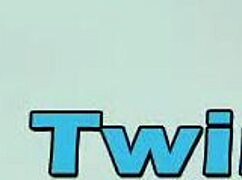 Wow, outdoorsy Benjamin Riley cums hard riding raw cock in the open! 🌳💦