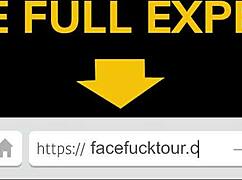 Kurvige vollbusige blasse Schlampe bekommt schlampiges raues Deep Throat Gesichtsficken