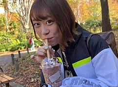 mladá 18+ japonská Rio z tenisového klubu ochutnává šťávu poprvé po intenzivním šukání