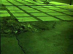 Ragazza legata stretta e scopata rude in dominazione hardcore estrema