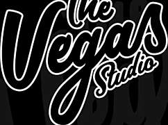 Emlakçım dar iç çamaşırında sıcak bir oral ile anlaşmayı mühürledi