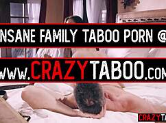 Remaja Jalang Marley Brinx Terima Kontol Besar Ayah Tiri Dominan Charles Dera. Sampe Mana Batasnya?