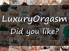 Vroča punca z ogromnimi joškami se igra s svojo tesno pičko na kameri za luksuzni orgazem