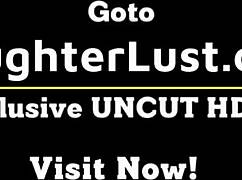 Byter styvdöttrar för vild knull på semesterresan