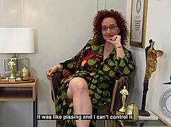 Burada Kadın Fışkırması İçin Olağandışı Ödül ve 9 Rekoru İnanamıyorum