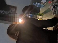 Йо, подарявам на мъжа си див шоу с приятели за Коледа