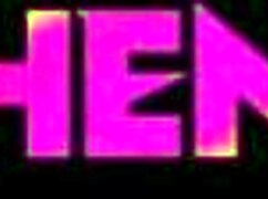 Hölgy futanari dominálja a házvezetőnőjét vad 3D hentai játék akcióban!