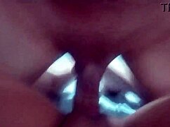 garçon vierge de 20 ans décharge massivement en baisant ma chatte serrée à cru.