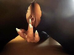 Jebení těsné píči holky s velkým zadkem, tvrdě mě jezdí, messy creampie na konci