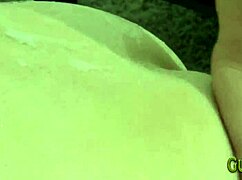 Sesanje kurca neobrezani twinki dobijo riti spermo v hd 😈