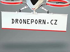 Blond tonåring Sharka fångas naken på stranden av gömd spycam