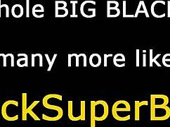 MILF忍不住接受双黑鸡巴狂野行动。很快就激烈了！