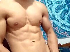 큰 자지 남자의 정액 받으면서 얼굴 공개