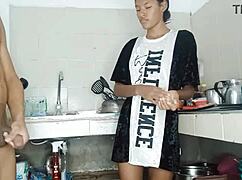 Omule, să găsesc curul strâns al surorii vitrege gata pentru pula mea e sălbatic!