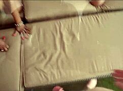 Трах в кабане с горячей мамой кореша дикий 🔥