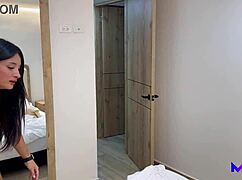 Obličim svojo tantaly lutko kot punco, čuti se tako resnično! 😳