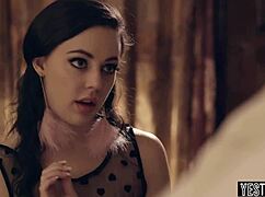 Ține Mereu Fiica Vitregă Târfă Whitney Wright Aproape Pentru Acțiune Sălbatică În Doggystyle