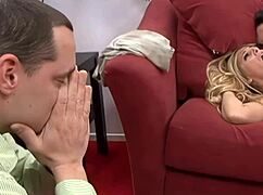 ¿Alguna vez soñaste con una milf rubia follada como una puta?