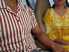 Přiměl jsem ji ukázat prsa v autě pro veřejné riskantní zábavu