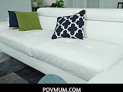 Çıplak Milf Üvey Anne Armani Dream Üvey Oğluna Yasak Kıvrık Amını Sikmesini Emreder