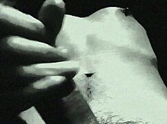 watch this young chilean guy cum while moaning loudly