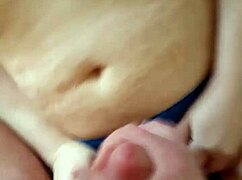 Ex Girlfriend Gets Intense Handjob Cumshot