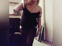 Girlfriend whore teases ass in lingerie