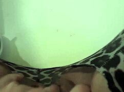 Piss in my leggings in the bathtub?