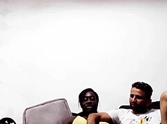 sexo gostoso no sofa com muito gemido com muito tesao fernanda chocolatte e o britadeira