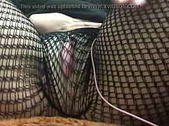 i'm masturbatin with my asian toy 1