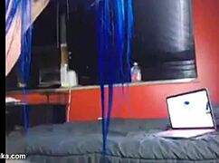 Webcam Remaja 18+ Goyang Pantatnya