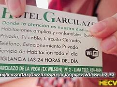 Le Pongo el Condon a Mi Compañero en un Hotel Caliente