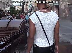 Kinky couple rips clothes for quick oral