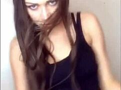 Babe is so sexy on webcam