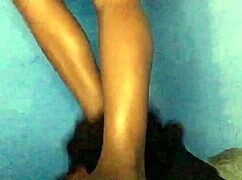 i play with my pussy alone till i cum