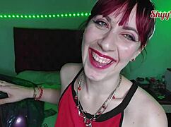 shyyfxx playing with balloons, popping fetish fun 😜