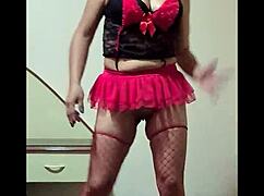 Peruvian amateur performs bomb dance song