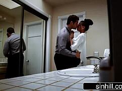 Wow, intense bathroom banging with Raven Bay lovers!